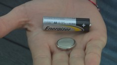 Stačí chvíľa nepozornosti a môže prísť smrť. Počet prípadov prehltnutia batérií deťmi pribúda