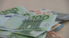 Príspevok pri narodení dieťaťa má chodiť automaticky. V praxi to také jednoduché nie je