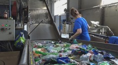 Farebné PET fľaše nie sú tak hodnotné na recyklovanie ako biele