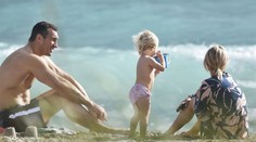 Hollywoodska herečka a svetoznámy boxer: Boj o dcéru sa nekonal, ona sa na ňu vykašlala