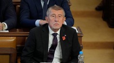 Chcú ma zabiť. Babiš šokoval poslancov emotívnym prejavom