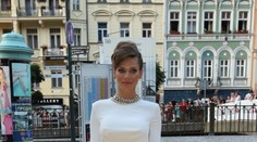 Andrea Verešová so sexy výstrihom. Ktorú časť tela odhalila?