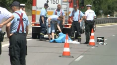 Na R1 vystúpil z auta, zrazilo ho ďalšie. Znalec vysvetlil, čo sa stalo