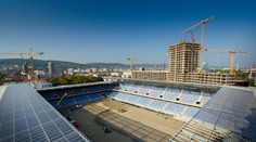 FOTO: Tehelné pole vstupuje do poslednej fázy, už sa pripravuje hracia plocha