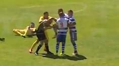 VIDEO: Nepríčetný svalovec brutálne vypol rozhodcu, dostal zaslúžený trest