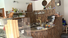 Osud sa mu vysmieva. Má ťažko chorú ženu i dcéru a ešte ho okrádajú zlodeji