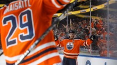 Superhviezda NHL Connor McDavid sa nakazila novým koronavírusom