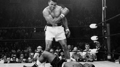 Zomrela boxerská legenda Muhammad Ali (†74)
