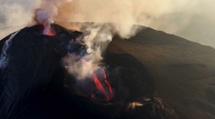Etna naďalej komplikuje dovolenky na Sicílii. Rušia stovky letov
