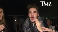 Bieber sa v Barcelone postaral o škandál. Fanúšikovi rozbil ústa