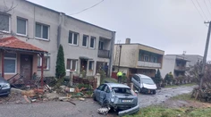 Keď k nemu ráno prišli, takmer odpadli. Auto bolo zdemolované a vinník nikde