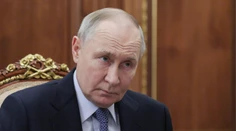 Putin ponúkol zastavenie bojov na Ukrajine pozdĺž súčasného frontu, tvrdia zdroje Financial Times