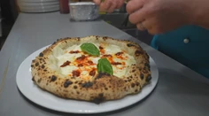 Slovák, ktorý dobyl Taliansko neapolskou pizzou. Tomáš sa ku gastronómii dostal ako slepé kura k zrnu