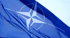 Členské štáty NATO sa zhodli na zvýšení obranných výdavkov na päť percent HDP, Španielsko si vyjednalo výnimku