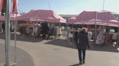 Poliakov pri obchodovaní nezastavia ani opatrenia. Aby neporušili pravidlá, predávajú pred obchodmi