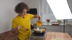 Mladý food bloger Šimon svojimi videoreceptami búra internet. Má pritom iba 16 rokov