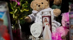 Beštialita a čisté zlo, inak sa to nedá nazvať. Matka sa podieľala na brutálnej vražde dcérky