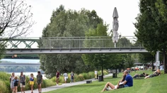 Pribudlo deväť obetí koronavírusu, situácia v nemocniciach je znova lepšia