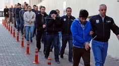 V Turecku odvolali zo služby vyše 9-tisíc policajtov