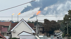 Dodávku elektriny do rafinérie Slovnaft obnovili, postupne nabieha aj výroba