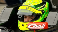 Syn Michaela Schumachera mal veľkú premiéru