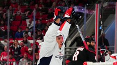 VIDEO: Fehérváry strelil prvý gól v tejto sezóne zámorskej NHL. Bodovo naprázdno vyšiel Nemec