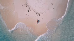 Ukážeme vám, ako sa dá cestovať v rušnej turistickej sezóne aj osamote