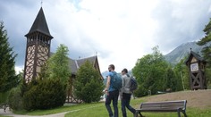 Pred nami je najteplejší deň týždňa. Už vieme, kedy sa ochladí