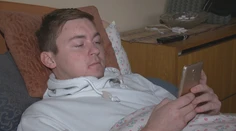 Lukáš po vážnej chorobe bojuje o každé euro, chcel spätne vyplatiť sirotské