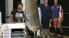 Rybári sa chvália úlovkom. Ľudia sa do nich poriadne obuli