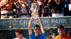 Djokovič už vie, čo bude robiť v novembri