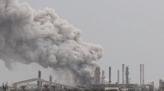 Vodičov čaká ďalší cenový šok. Ceny ropy stúpli v pondelok o štvrtinu