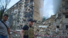 Po ruskom útoku na Kyjev hlásia najmenej jednu obeť aj zranených