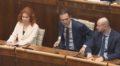 Poslanci nevyjadrili dôveru vláde Ľudovíta Ódora