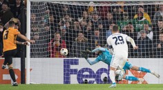 Slovan prehral na pôde Wolverhamptonu Wanderers, jeden hráč skončil v nemocnici