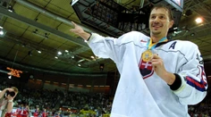 Legendárny Bondra: My Slováci stále iba pozeráme do taniera druhým. Pritom veľa vecí robíme dobre