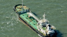 Irán zadržal zahraničný ropný tanker