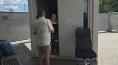 Bojové podmienky na bratislavskej Hlavnej stanici. Toalety presunuli do kontajnerov, za ich použitie sa platí