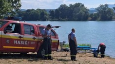 Nešťastie na Zlatých pieskoch. Z jazera vytiahli telo muža bez známok života