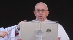 OBRAZOM: Pápež František predniesol tradičné požehnanie Urbi et Orbi. Vyzval k solidarite