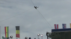 VIDEO: Štart druhého kola obrovského slalomu odložili pre incident s lietadlom