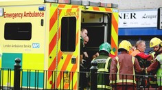 Tragédia na zápase Premier League! Fanúšik skolaboval na štadióne, neskôr zomrel