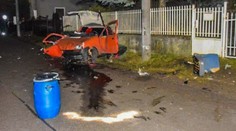 Vodič v Kecerovciach nabúral a ušiel. Zraneného spolujazdca nechal zakliesneného v aute