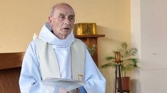 Veriaci i neveriaci sa dnes rozlúčili s brutálne zavraždeným kňazom