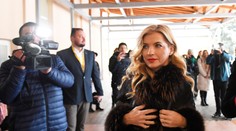 Namiesto odvolávania služobka v teple. Konferencia trvá tri dni, ministerka Šimkovičová strávi v Abú Dabí takmer týždeň