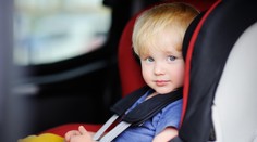 Zabudnuté dieťa v rozhorúčenom aute nemá šancu!