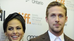 Krásna Eva Mendes a fešák Ryan Gosling čakajú dieťa