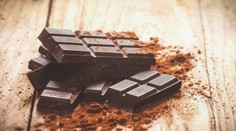 Niektoré obľúbené pochutiny môžu chrániť vaše ďasná. Pozor by ste si však mali dávať na tieto nápoje