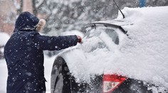 Na Slovensko mieria snehové zrážky. Pre tieto regióny platia výstrahy