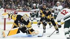 Buffalo deviatimi gólmi deklasovlo Chicago. V drese Minnesoty sa blysol trojbodový Boldy